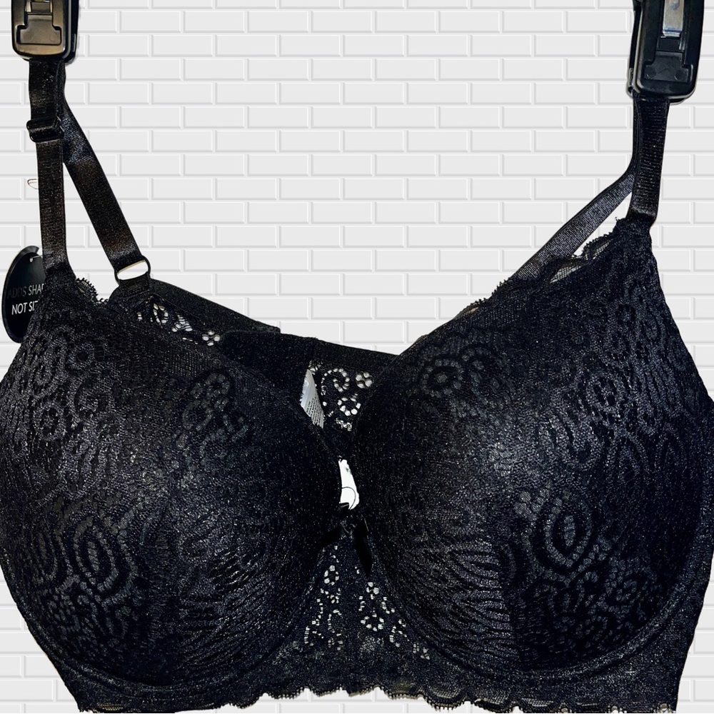 NWT DELTA BURKE Lace T-Shirt Bra Size 42D